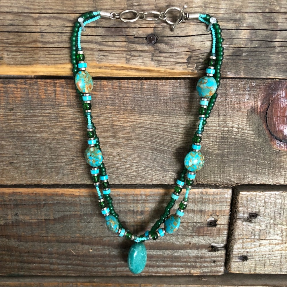 Vintage Multistone Turquoise/Beaded Pendant Necklace